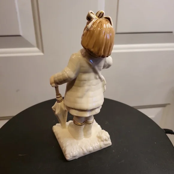 Royal Doulton Ivory & Gold Collection After The Rain #HN4226 Ltd Ed 229/… - Picture 5 of 9